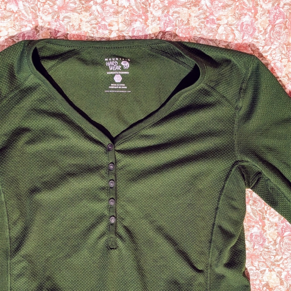 Green thermal long sleeve shirt